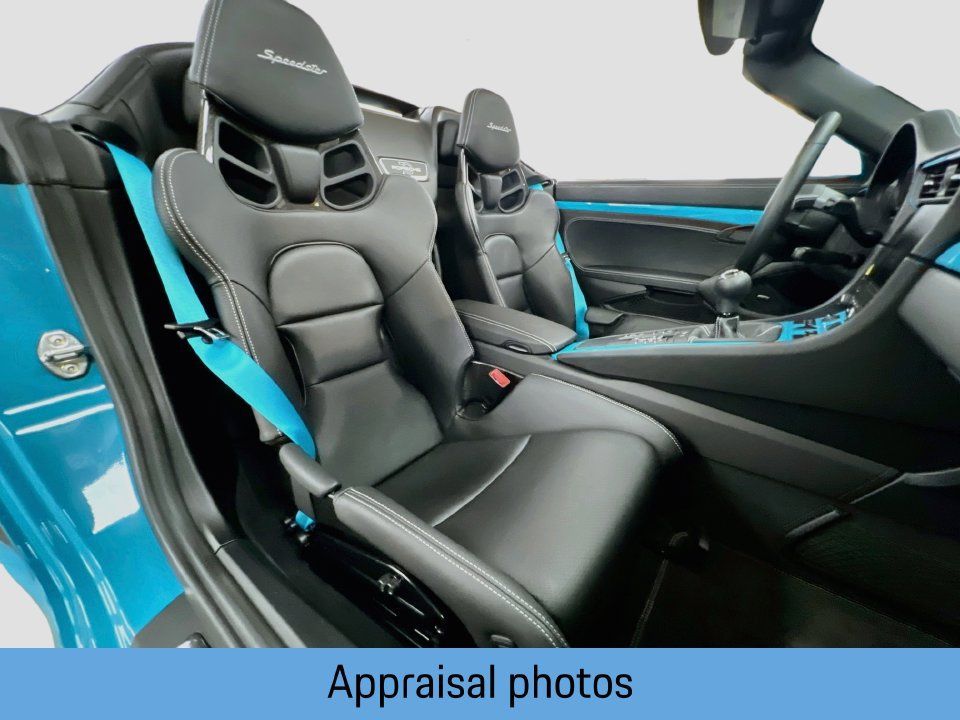 Certified 2019 Porsche 911 Speedster RWD image 27