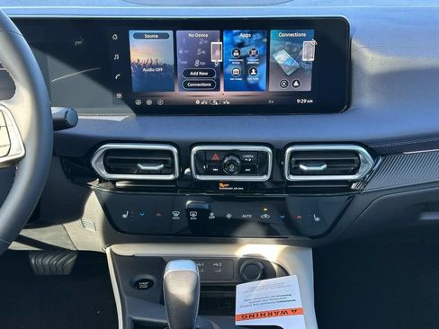 Used 2026 Nissan Sentra SL w/ Floor Mat Package FWD image 8