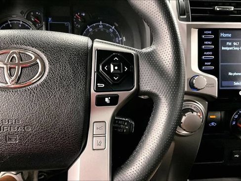 Used 2024 Toyota 4Runner SR5 AWD/4WD image 26