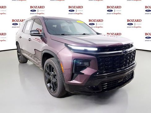 Used 2024 Chevrolet Traverse RS FWD image 1