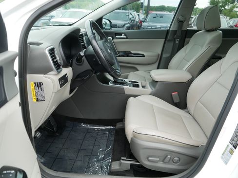 Used 2018 Kia Sportage EX w/ EX Premium Package AWD/4WD image 12