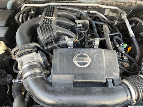Used 2011 Nissan Xterra PRO-4X AWD/4WD image 22