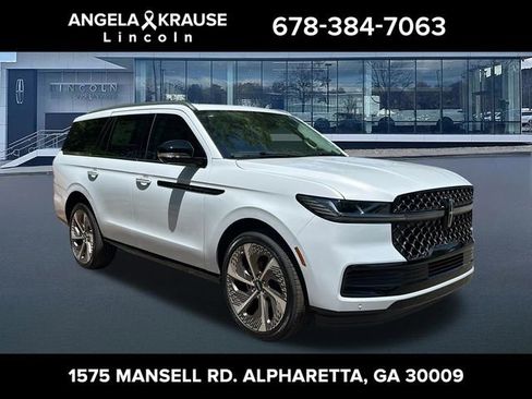 New 2026 Lincoln Navigator Black Label AWD/4WD image 1