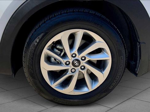 Used 2017 Hyundai Tucson SE w/ SE Popular Package 02 FWD image 9