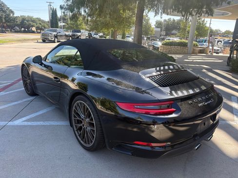 Used 2017 Porsche 911 Carrera S RWD image 6