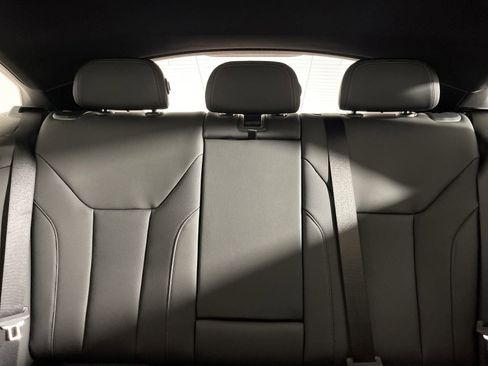 Used 2025 BMW i4 xDrive40i w/ Premium Package image 32