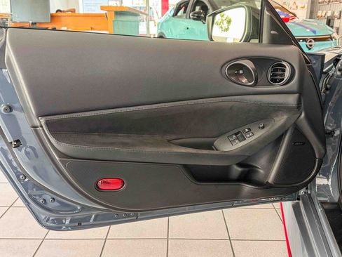 Certified 2024 Nissan Z NISMO w/ Floor Mat Package RWD image 19