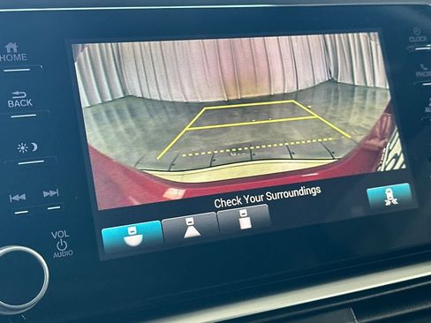 Used 2018 Honda Accord EX-L image 22