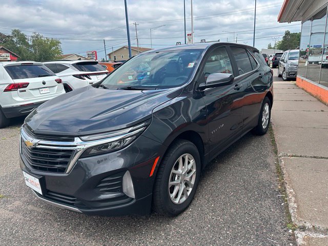 Used 2023 Chevrolet Equinox LT w/ Driver Convenience Package AWD/4WD image 3