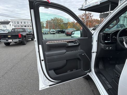 New 2025 GMC Sierra 1500 Elevation w/ Preferred Package image 12