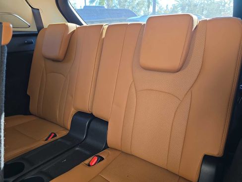 Used 2021 Lexus RX 350L Luxury w/ Accessory Package image 10