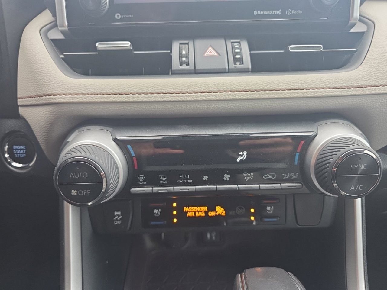 Used 2019 Toyota RAV4 Limited w/ Cold Weather Package AWD/4WD image 28
