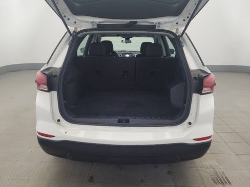 Used 2023 Chevrolet Equinox LS FWD image 29
