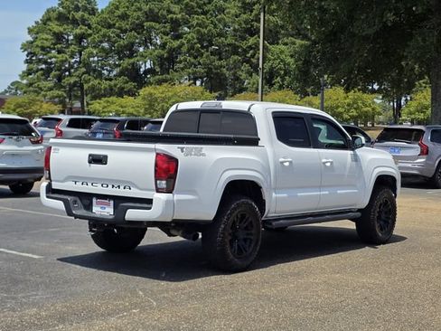 Used 2019 Toyota Tacoma SR w/ SR Convenience Package RWD image 4