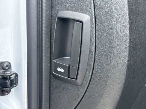 New 2026 RAM ProMaster 2500 w/ Convenience Group FWD image 32