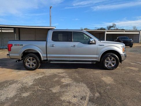 Used 2020 Ford F150 Lariat image 3