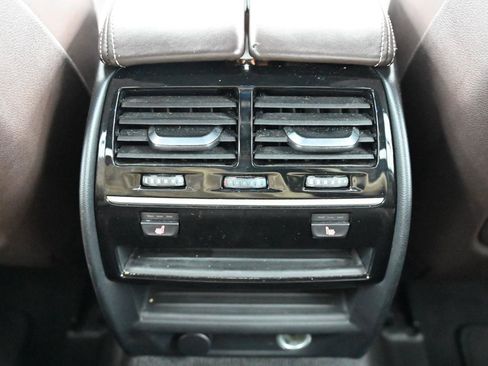Used 2018 BMW M550i xDrive AWD/4WD image 42