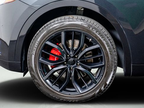 Used 2022 Maserati Levante GT image 22