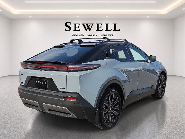 Used 2026 Toyota C-HR AWD/4WD image 4