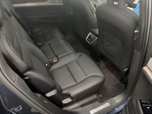 Certified 2025 Volvo EX90 Ultra AWD/4WD image 17