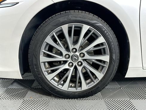 Used 2019 Lexus ES 350 image 33