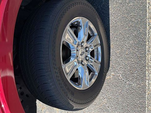 Used 2016 Ford F150 Lariat RWD image 4