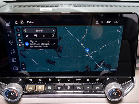 Used 2025 Chevrolet Colorado ZR2 w/ Technology Package image 19