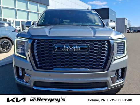 Used 2024 GMC Yukon XL Denali Ultimate AWD/4WD image 2