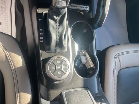 Used 2023 Ford Bronco Wildtrak image 33