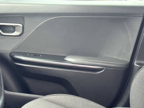 Used 2025 Kia K4 FWD image 20