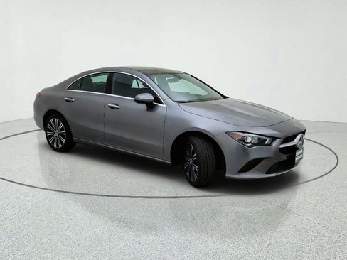 Used 2023 Mercedes-Benz CLA 250 w/ Premium Package image 5