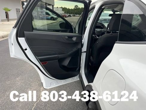 Used 2025 Ford Escape Active FWD image 9