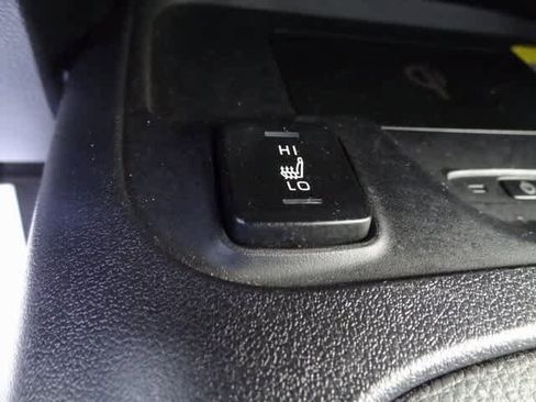 Used 2023 Toyota Corolla XSE image 15