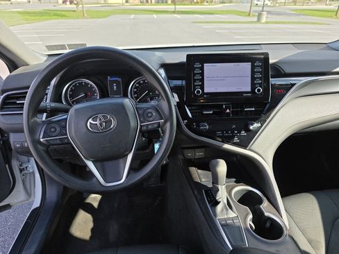 Used 2023 Toyota Camry LE image 18