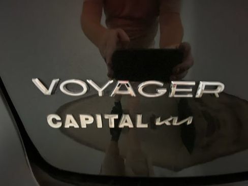 Used 2021 Chrysler Voyager LX w/ Cold Weather Group FWD image 26