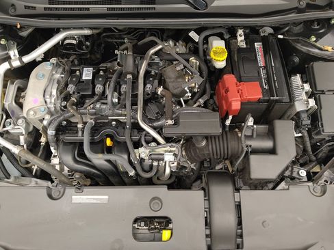 Used 2025 Nissan Sentra SV FWD image 30