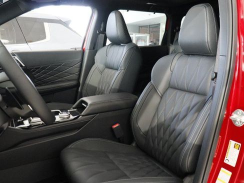 New 2026 Mitsubishi Outlander SEL Black Edition FWD image 8