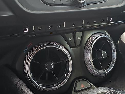 Used 2020 Chevrolet Camaro LT RWD image 20