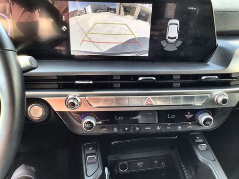 Used 2025 Kia Telluride S image 15