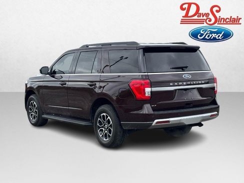 Used 2024 Ford Expedition XLT RWD image 9