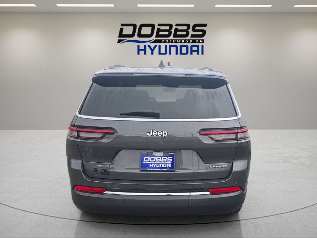 Used 2023 Jeep Grand Cherokee L Laredo w/ Luxury Tech Group I AWD/4WD image 4