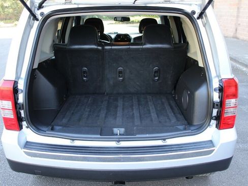 Used 2015 Jeep Patriot Sport w/ Power Value Group AWD/4WD image 15