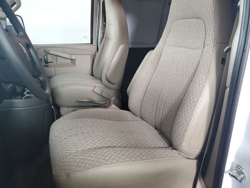 New 2026 Chevrolet Express 2500 w/ Driver Convenience Package RWD image 12