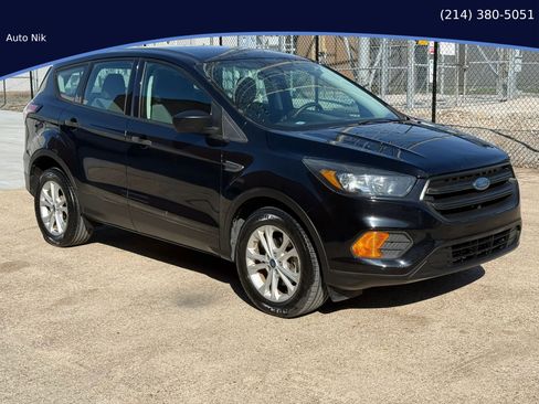 Used 2018 Ford Escape S image 1