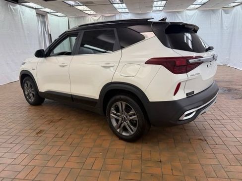 Used 2021 Kia Seltos S AWD/4WD image 7