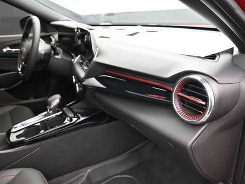 New 2026 Chevrolet Trax RS w/ Sunroof Package image 39