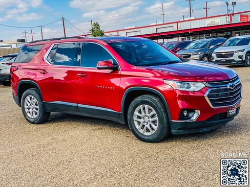 Used 2020 Chevrolet Traverse LT FWD image 10