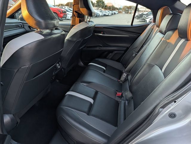 Used 2025 Toyota Camry SE FWD image 27