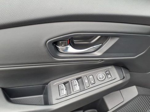 Used 2023 Honda Accord EX image 11