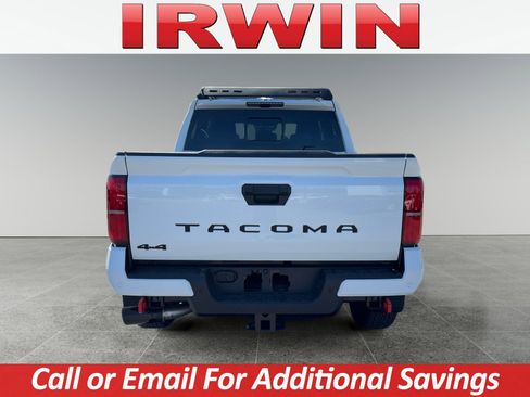 New 2025 Toyota Tacoma TRD Off-Road image 4